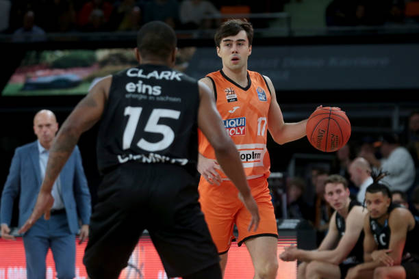 就会直接影 就会直接影